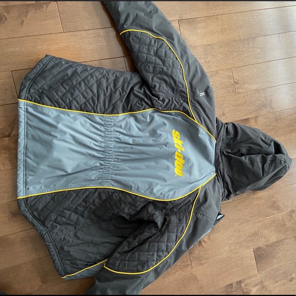 Skidoo RPM winter jacket size Large - Picture 2 of 4